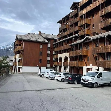 Les Deux Alpes+parking Couvert